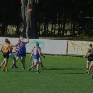 2012_04_15_round_2_35s_vs_moorabool_valley_003.jpg