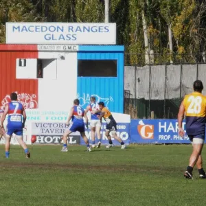 2012_04_15_round_2_35s_vs_moorabool_valley_015.jpg