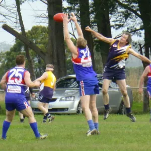 2014_08_24_round_10_35s_45s_vs_moorabool_valley_024.jpg
