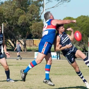 2015_05_17_round_3_35s_45s_vs_geelong_019.jpg